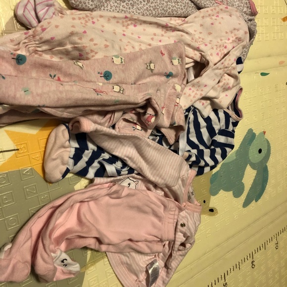 Baby girl pj - Picture 3 of 3